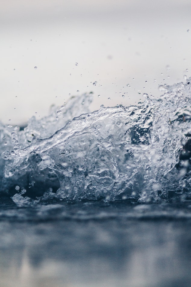 acqua splash.jpg